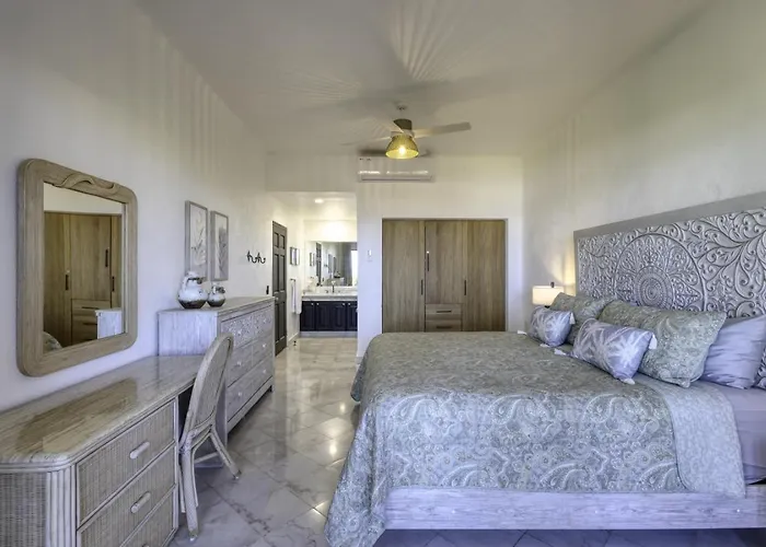 Beautiful Beachfront With Spectacular Views *
