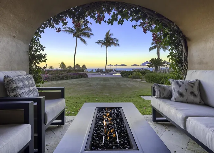 Beautiful Beachfront With Spectacular Views Holiday home