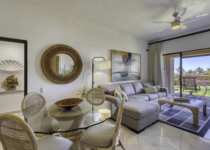 Beautiful Beachfront With Spectacular Views