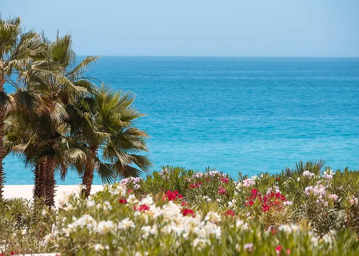Holiday home Beautiful Beachfront With Spectacular Views